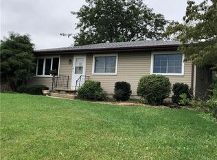 106 NE Clark St, Greenfield, IA 50849