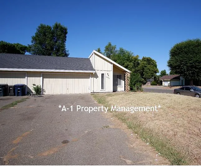 10952 Hirschfeld Way photo 1