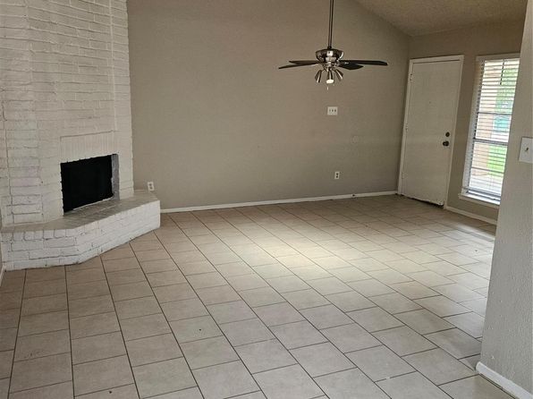 10111 Wild Hollow Ln