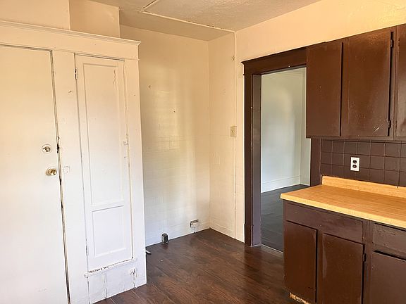 5th image of 3110 Hudson Ave #1
