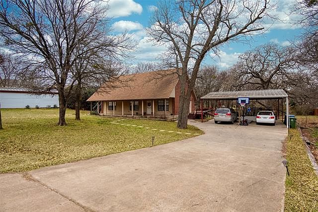 1st image of 108 Buckboard Dr