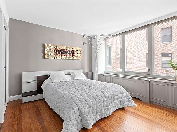 4th image of 52 Park Ave #8