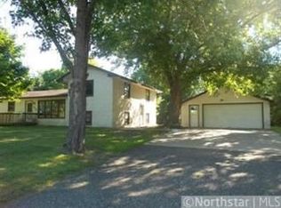 15549 Prairie Rd NW, Andover, MN 55304
