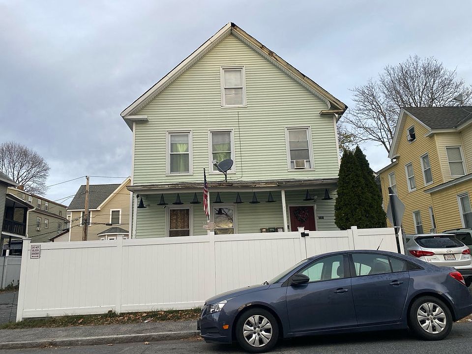 1st image of 141 Beacon St