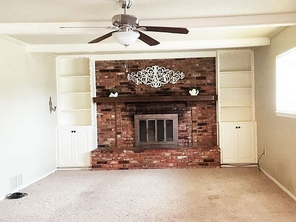 2nd image of 5563 NW Eisenhower Dr