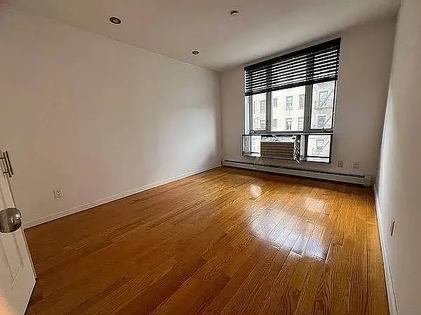 3-30 125th St #2 — Photo 4