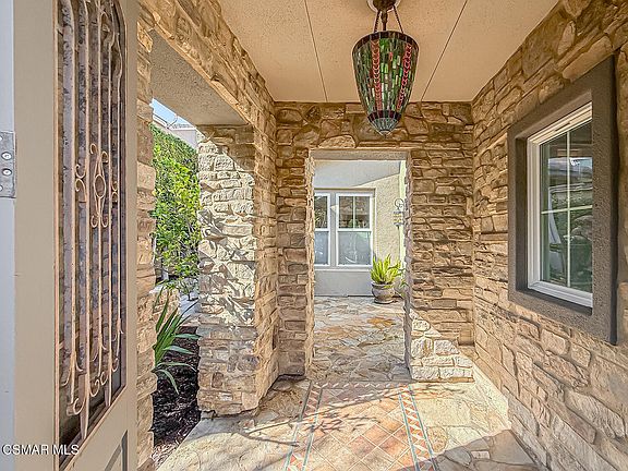 5th image of 1479 Honey Creek Ct