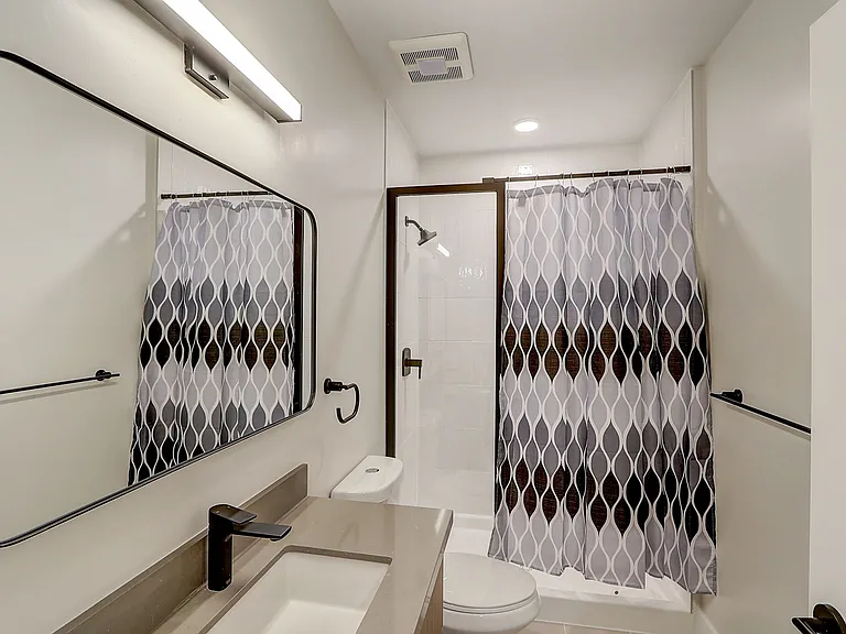 Cypress on Vine Co-Living — Photo 41