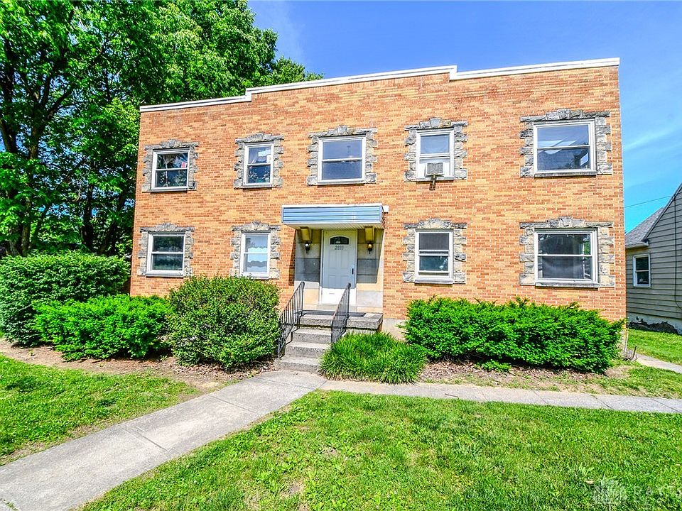 1st image of 2833 Crescent Blvd