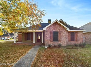 112 Lahasky Dr, Youngsville, LA 70592