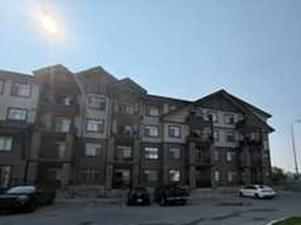 117 N Copperpond Cmn SE #219, Calgary, AB T2Z 5E2