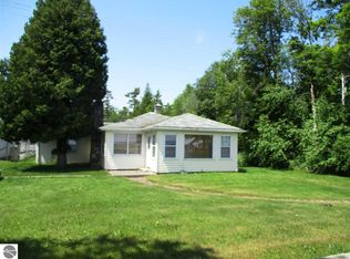 2800 Wolverine Rd, East Tawas, MI 48730