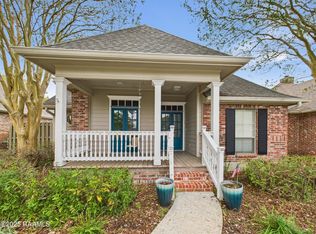 1007 Southlake Cir, Youngsville, LA 70592