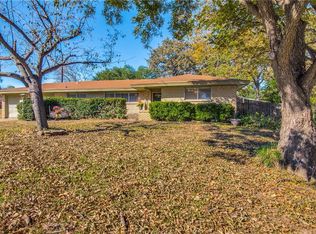 604 Cullum Ave, Hurst, TX 76053