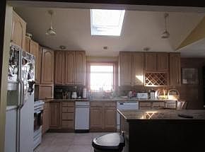 5th image of 62 Fayette Ave