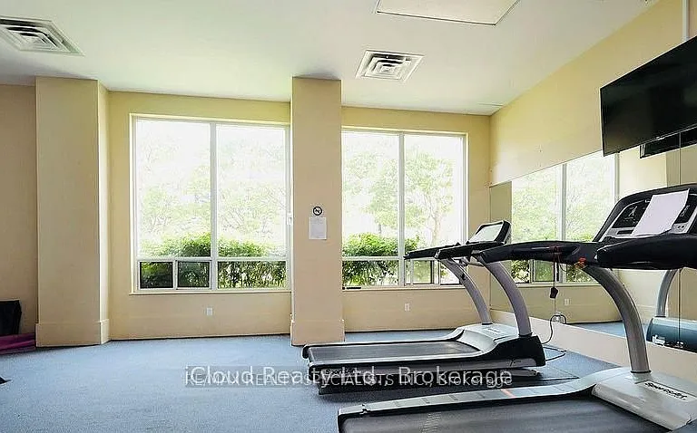1359 Rathburn Rd E #408 — Photo 17