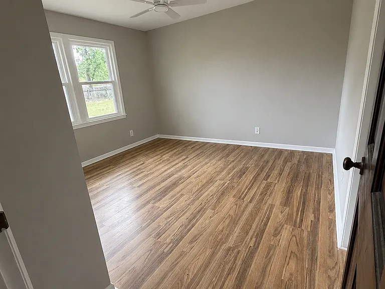 100 Rollingwood Dr — Photo 10