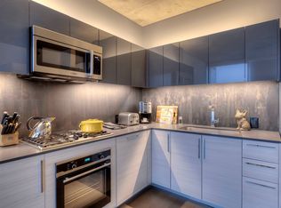 625 W Division St UNIT 712, Chicago, IL 60610