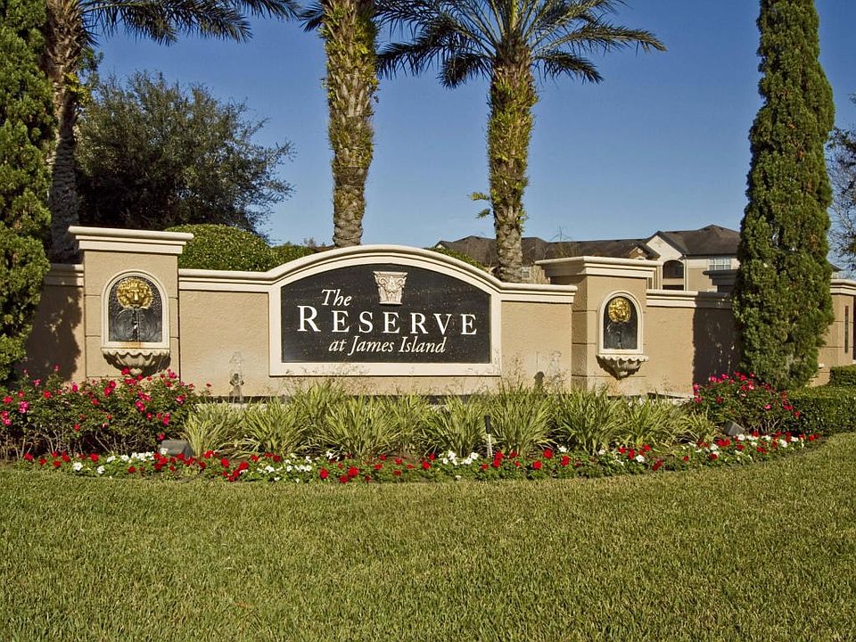 014_Community Entrance