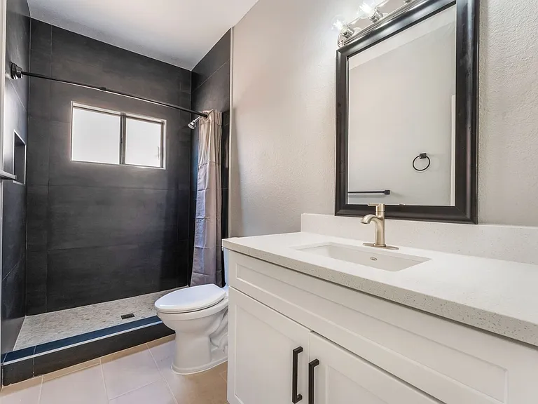 5689 E Lake Mead Blvd — Photo 12