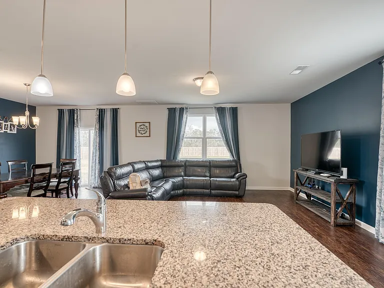 802 Lenox Dr — Photo 11