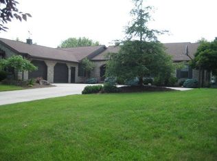 1279 Woodridge Rd, Marion, OH 43302