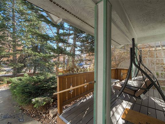 3rd image of 1225 Woodland Dr