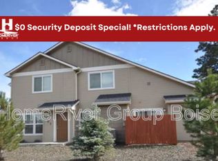 8950 W Shellie Ln UNIT 102, Boise, ID 83704