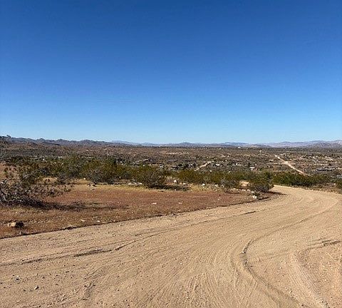 3rd image of 5437 Davis Way