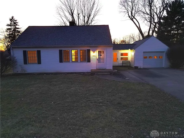267 S Harrison St, Enon, OH 45323