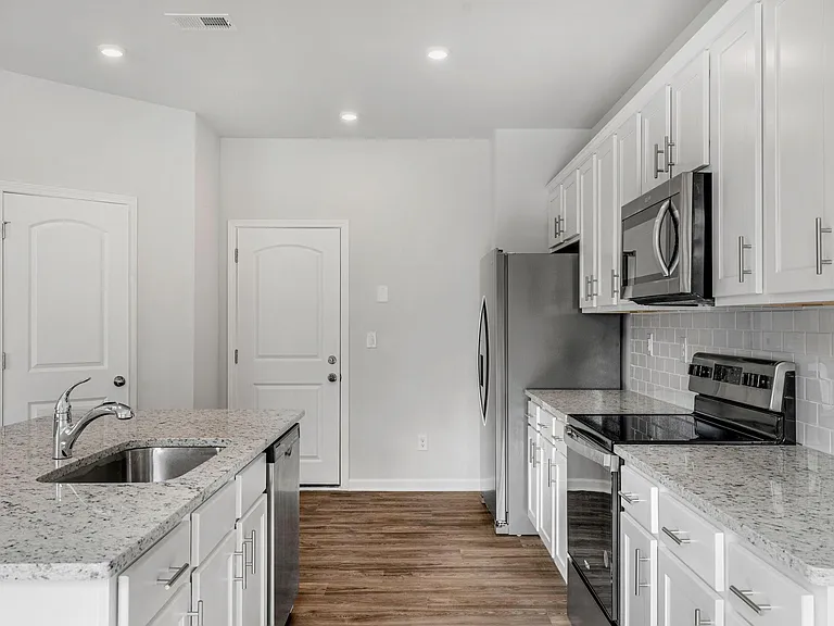 2034 Blue Sky Meadows Dr — Photo 8