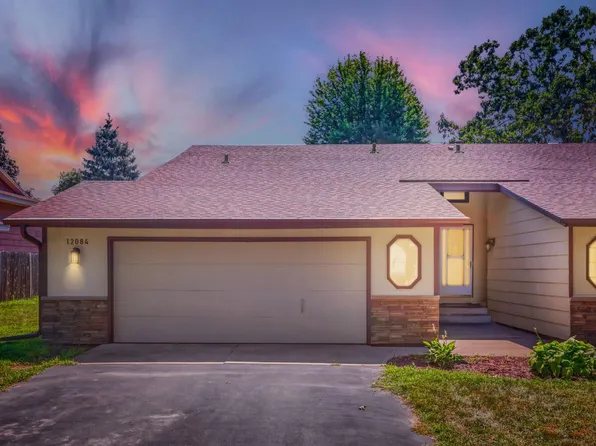 12084 Butternut St NW, Coon Rapids, MN 55448