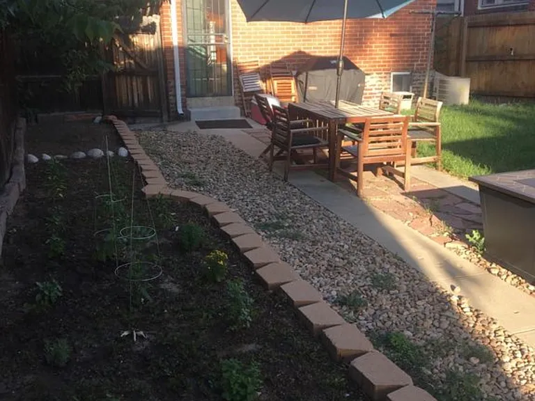 387 N Emerson St — Photo 15