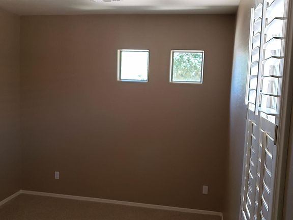 4th image of 16929 W Bristol Ln