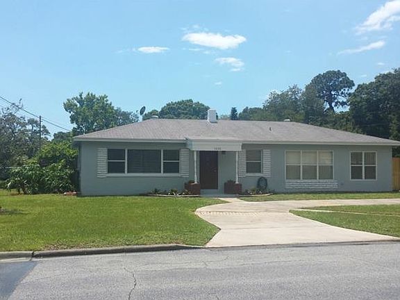 2nd image of 1600 Paloma Ln