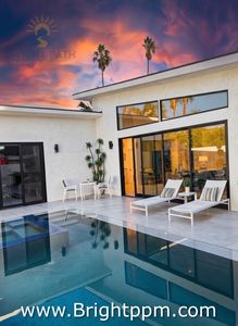 555 N Sunrise Way, Palm Springs, CA, 92262