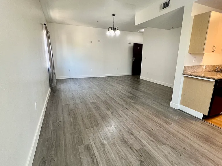 14655 Vanowen St — Photo 6