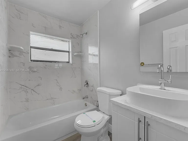 10373 NW 35th St #10373 — Photo 18