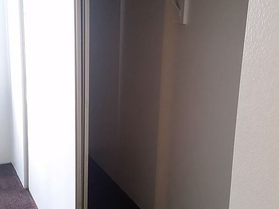 4th image of 43275 Hacienda St APT Q