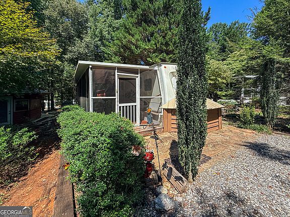 2nd image of 100 Campfire Dr
