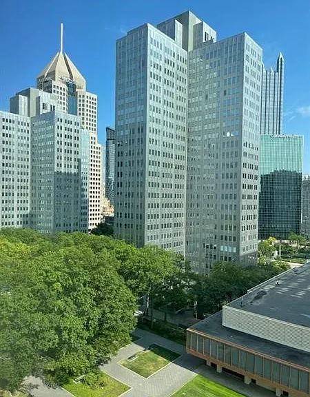 320 Fort Duquesne Blvd #16B — Photo 8
