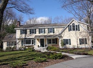 10 Reeves Rd, Bedford, MA 01730