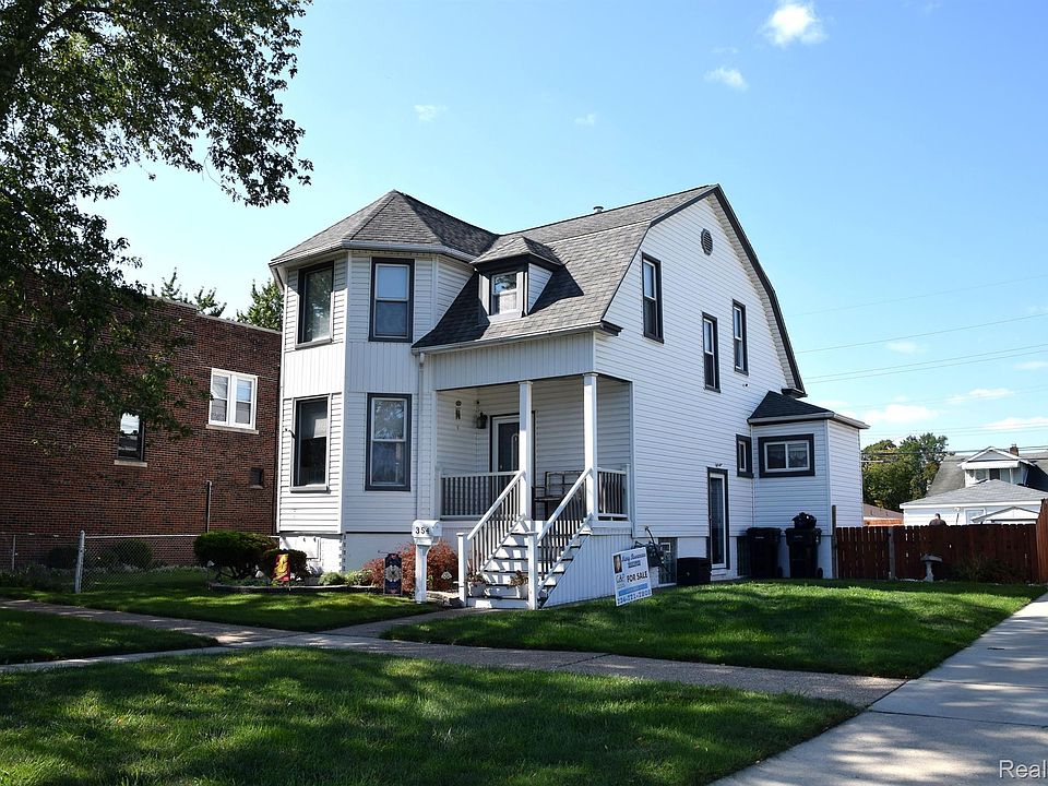 1st image of 354 Vinewood St