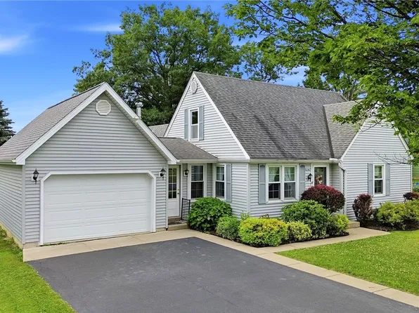 2967 Schoolview Rd, Eden, NY 14057