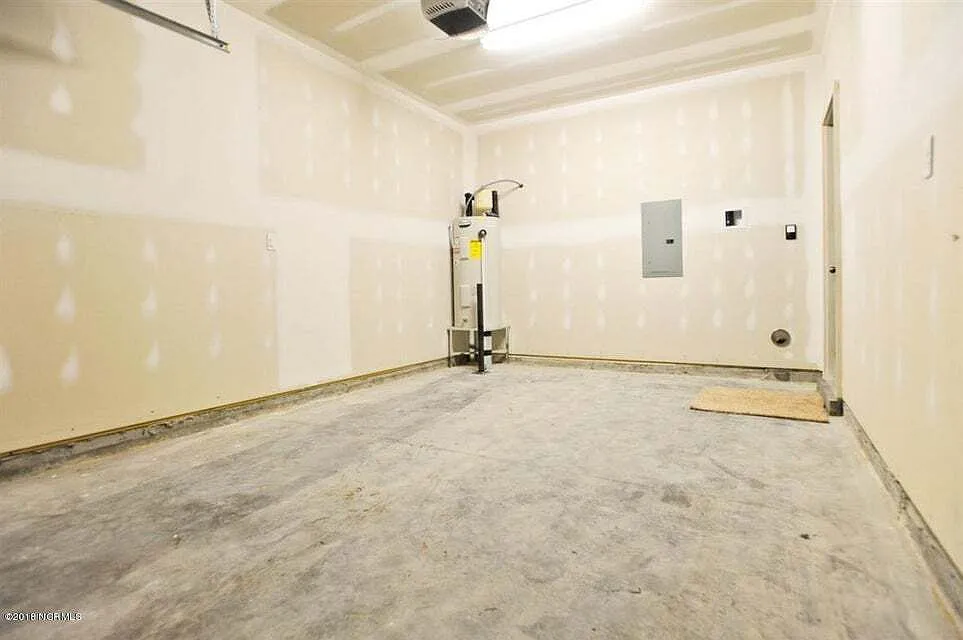 374 Frisco Way - 1 — Photo 4