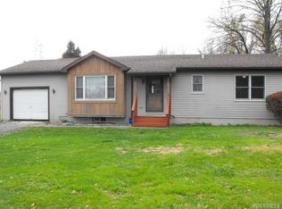 2146 Langdon Rd, Ransomville, NY 14131