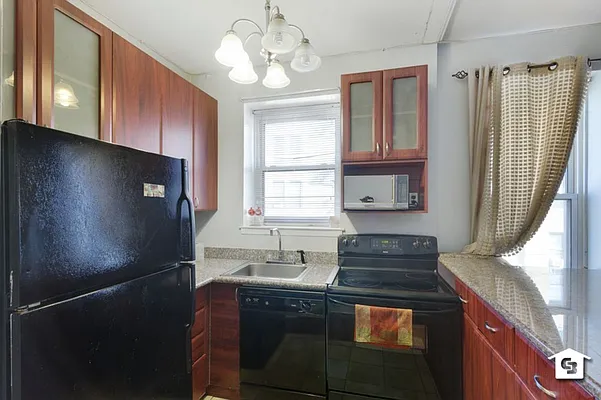 Sold by Coldwell Banker Reliable Real Estate | media 5