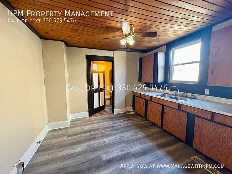 2912 9th St NW — Photo 9