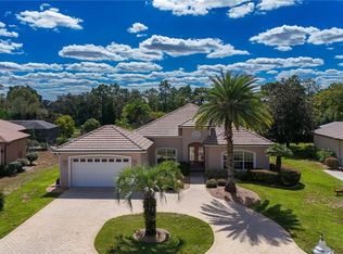 8426 Charleston Dr, Weeki Wachee, FL 34613