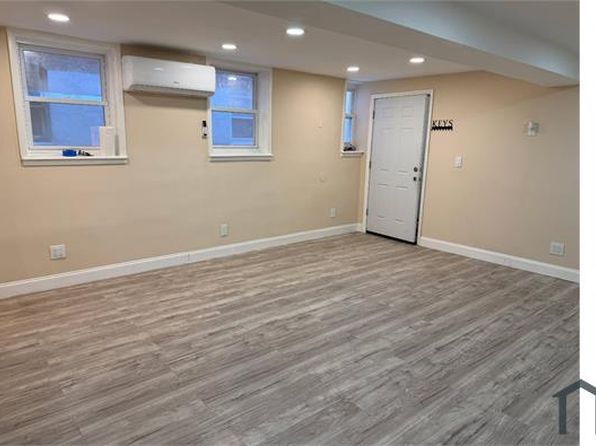 727 Commonwealth Ave #1